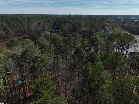 82 E Commodore Dr, Cross Hill, SC 29332 photo 5