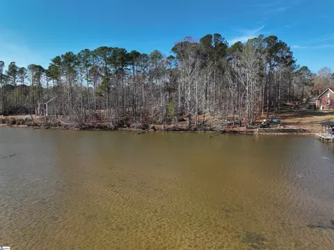 82 E Commodore Dr, Cross Hill, SC 29332 photo 8