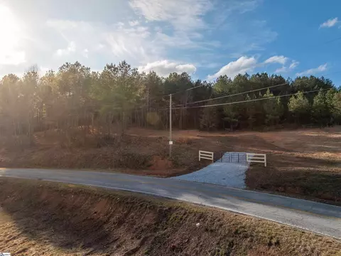 02 Concord Church Rd, Pickens, SC 29671
