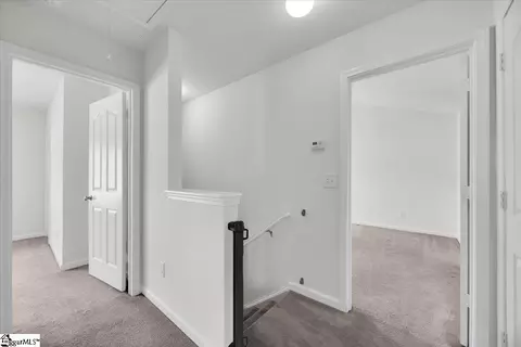 Entry Way - 754 Markham Cir, Moore, SC 29369 photo 5 of 5