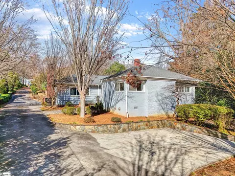 921 Brentwood Dr, Spartanburg, SC 29302