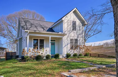 4 Vest St, Travelers Rest, SC 29690