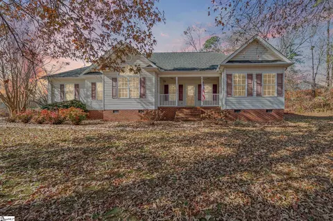 217 Wilmington Ct, Duncan, SC 29334