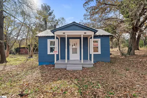 114 Simpson St # A, Iva, SC 29655