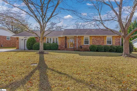 103 Scottswood Rd, Greenville, SC 29615