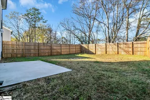 Exterior - 110 W 4th Ave, Easley, SC 29640 photo 2 of 5