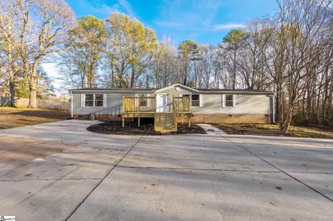 363 Goldsmith Rd, Simpsonville, SC 29681