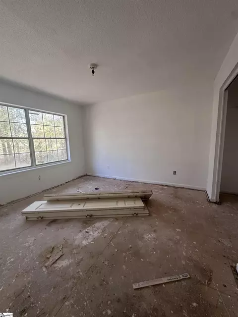 6 Audubon Rd, Ware Shoals, SC 29692 photo 3