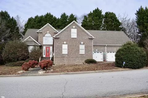 381 Royal Burgess Dr, Campobello, SC 29322