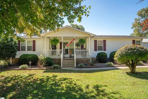 509 New Pleasant Rd, Gaffney, SC 29341