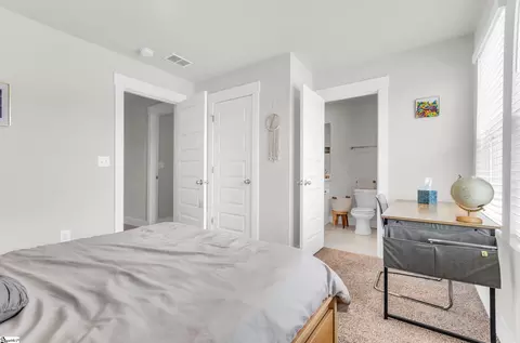 Bedroom - 19 Centimeters Dr, Mauldin, SC 29662 photo 5 of 7