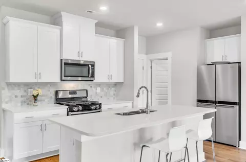 Kitchen - 19 Centimeters Dr, Mauldin, SC 29662 photo 1 of 2