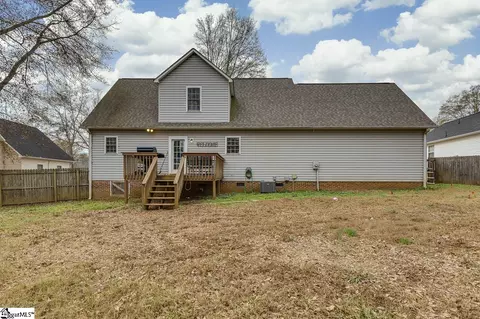Exterior - 103 Jester Ct, Williamston, SC 29697 photo 3 of 4