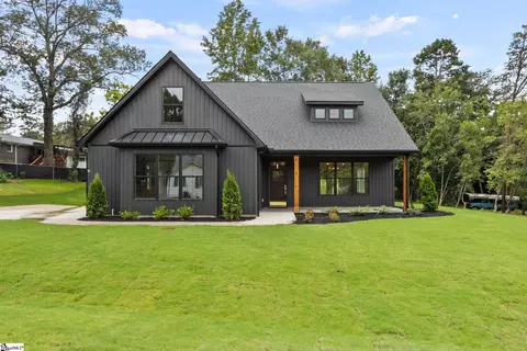 Exterior - 3 Birch Tree Rd, Greer, SC 29651 photo 4 of 7