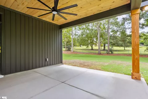 Exterior - 3 Birch Tree Rd, Greer, SC 29651 photo 2 of 7