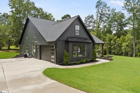 Exterior - 3 Birch Tree Rd, Greer, SC 29651 photo 6 of 7