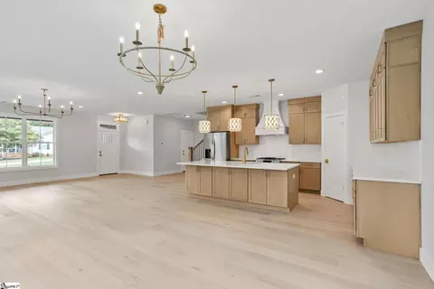 Living - 3 Birch Tree Rd, Greer, SC 29651 photo 5 of 7