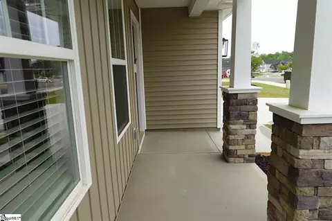 Exterior - 414 Rivertrace Loop, Simpsonville, SC 29680 photo 2 of 3