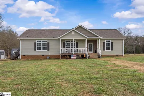 1254 Deck Rd, Gray Court, SC 29645