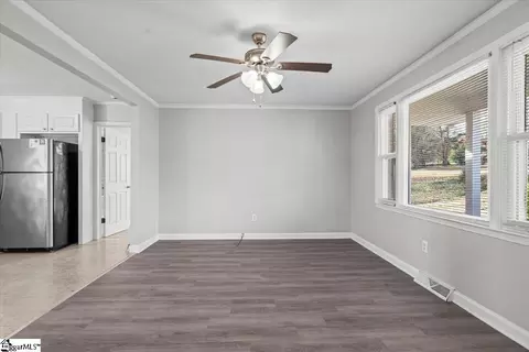 Living - 104 Cascade Dr, Greer, SC 29651 photo 1 of 4