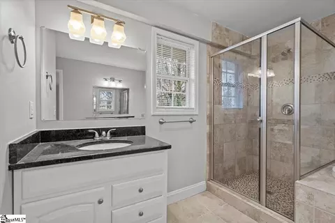 Bath - 104 Cascade Dr, Greer, SC 29651 photo 3 of 5