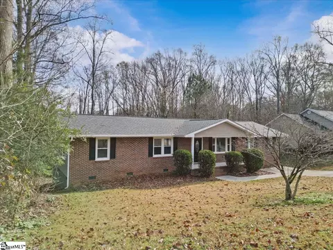 Exterior - 104 Cascade Dr, Greer, SC 29651 photo 3 of 6