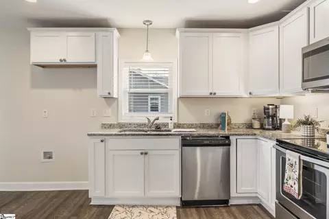 Kitchen - 53 Main St, Pelzer, SC 29669 photo 2 of 2