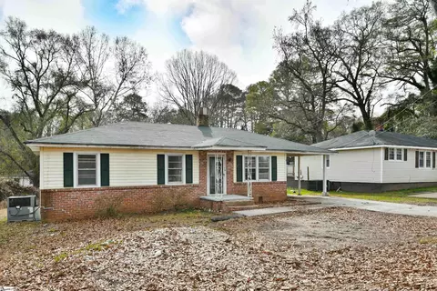 24 White Horse Road Ext, Greenville, SC 29605