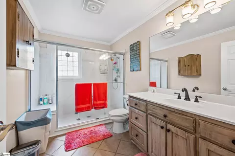 Bath - 103 Northway Dr, Easley, SC 29642 photo 2 of 2