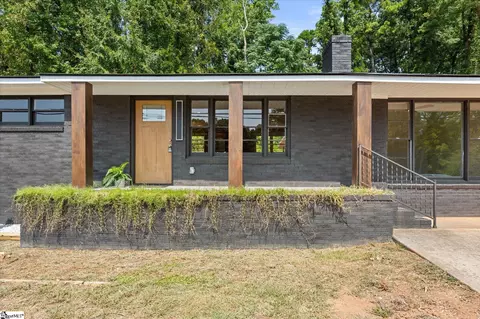 813 Old Stone Church Rd, Clemson, SC 29631