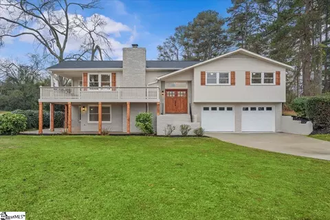 210 Leslie Ln, Pendleton, SC 29670