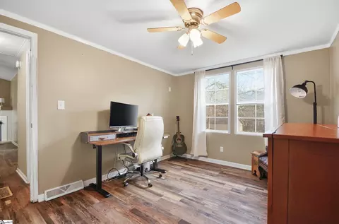 235 Colonial Dr, Easley, SC 29642 photo 17