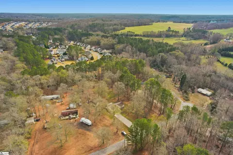235 Colonial Dr, Easley, SC 29642 photo 44