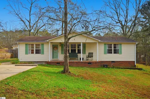 235 Colonial Dr, Easley, SC 29642