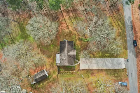 235 Colonial Dr, Easley, SC 29642 photo 40