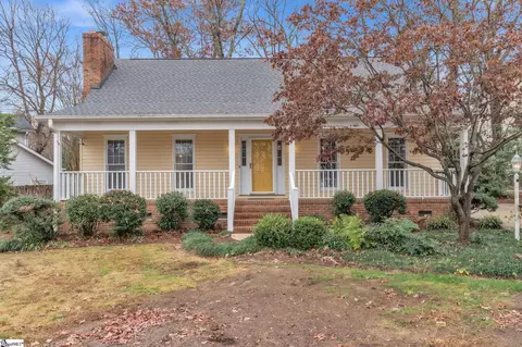 7 Milford Ct, Taylors, SC 29687