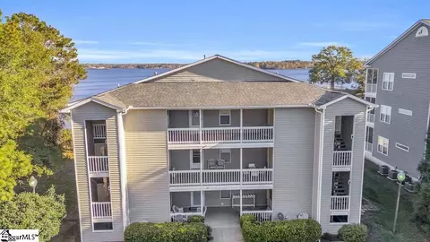 101 Bomber Ct UNIT H, Ninety Six, SC 29666