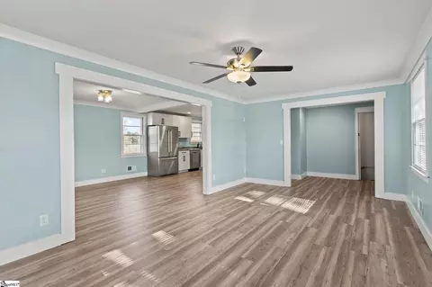Living - 211 Bartlett St, Mauldin, SC 29662 photo 3 of 4