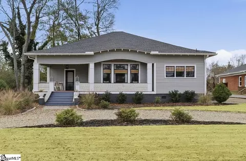 405 N Weston St, Fountain Inn, SC 29644
