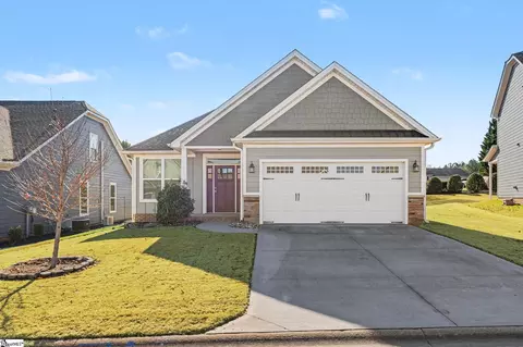 112 Cherrybark Ln, Taylors, SC 29687