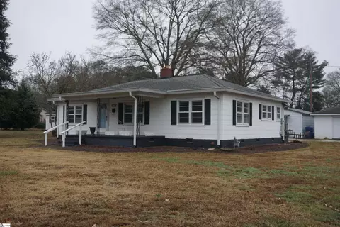 615 Belton Hwy, Williamston, SC 29697