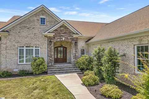 428 Casey Rd, Woodruff, SC 29388