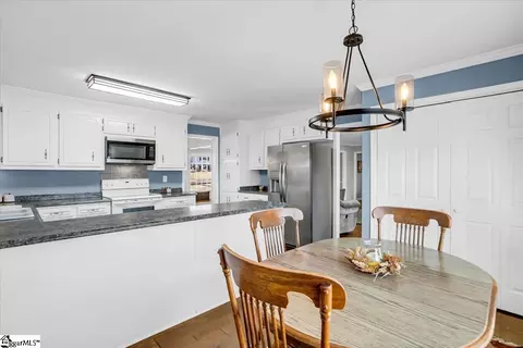 Kitchen - 102 Del Riso Cir, Easley, SC 29642 photo 5 of 5