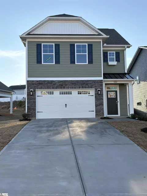 5082 Sunnycreek Dr, Boiling Springs, SC 29316