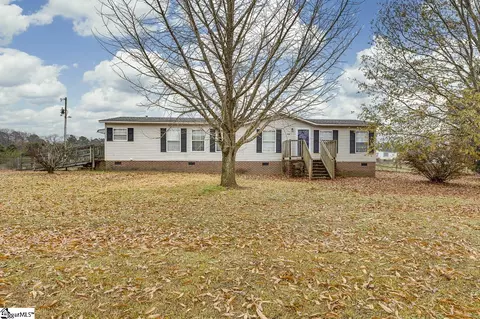 539 Sparrow Rd, Clinton, SC 29325