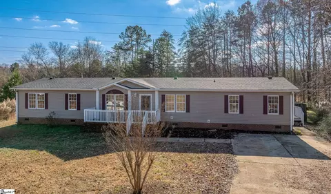 18 Silver Stirrup Ct, Travelers Rest, SC 29690