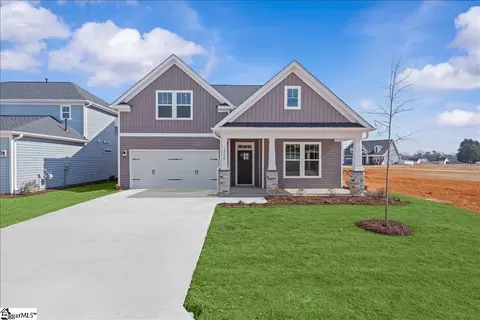 12123 Mahogany Cir, Inman, SC 29349