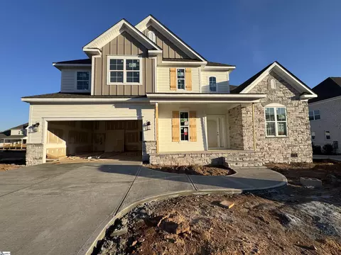 614 Creekway Ct, Greer, SC 29651