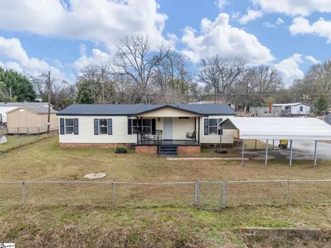 121 Rosetta Ct, Una, SC 29378