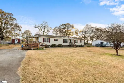 105 Oldfield Cir, Williamston, SC 29697